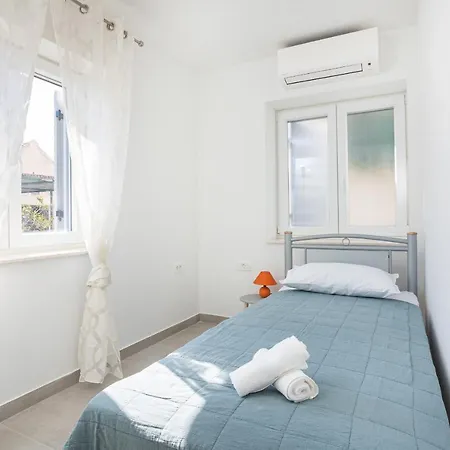 Marina Apartmán *